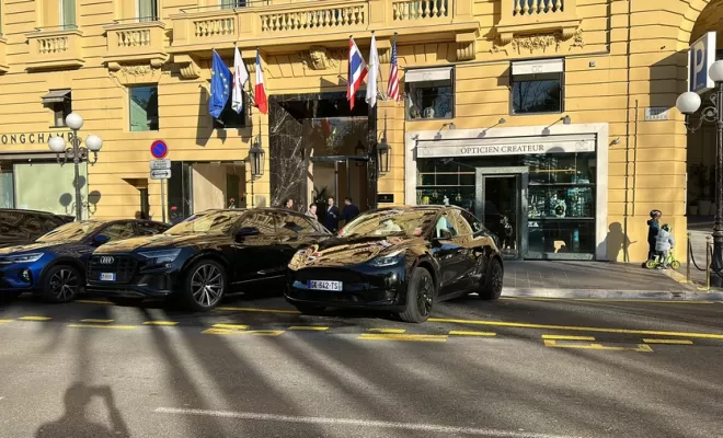 Location de voitures de luxe, Nice, CDK Services